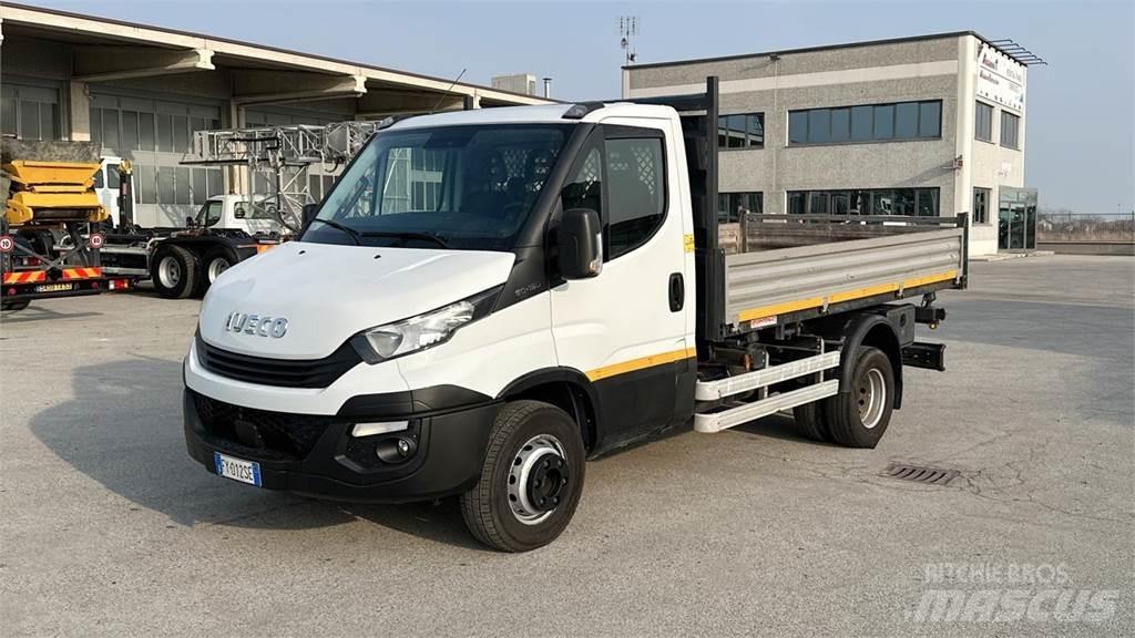 Iveco DAILY 60-150 Специальные грузовики