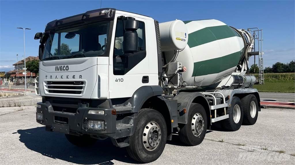 Iveco Trakker 410 8X4 Автобетоносмесители