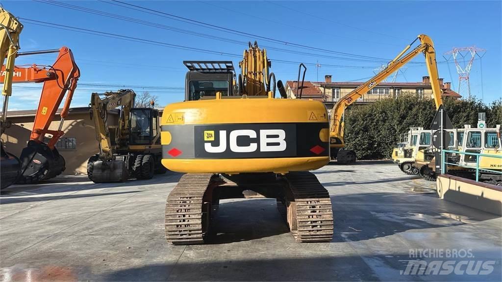 JCB JS235HD Гусеничные экскаваторы