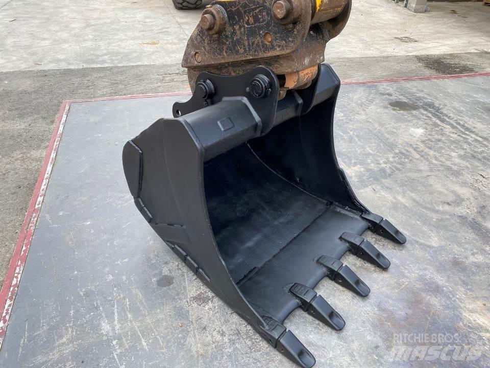 JCB JZ141 Малые экскаваторы 7т-12т