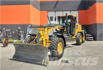 John Deere 622 GP 6X6 Гусеничные бульдозеры