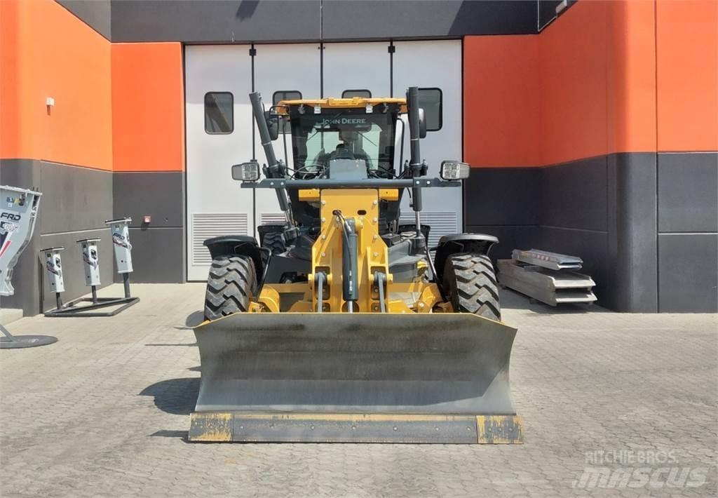 John Deere 622 GP 6X6 Гусеничные бульдозеры