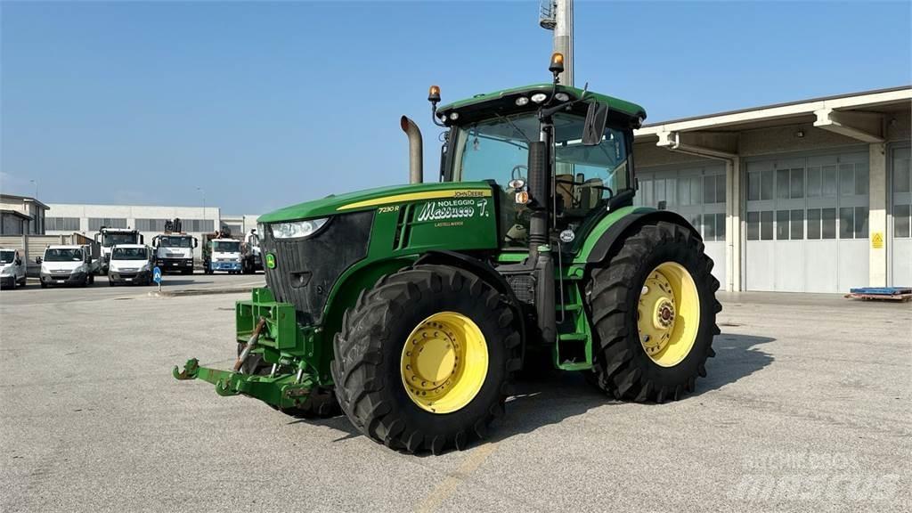 John Deere 7230R Снежные отвалы и плуги