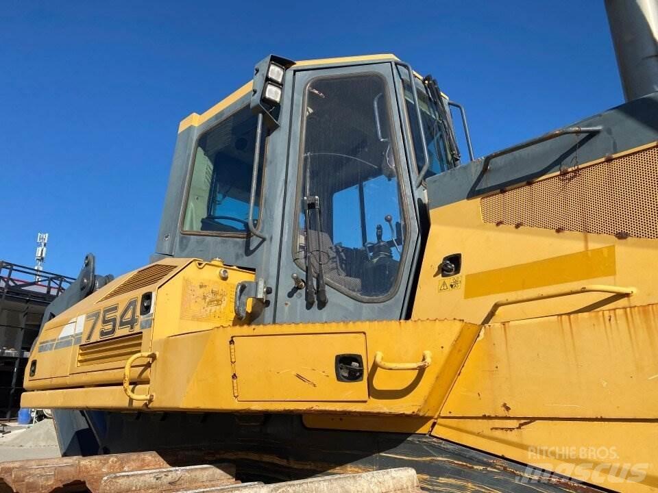Liebherr 754 Гусеничные бульдозеры