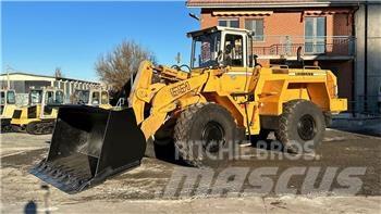 Liebherr L 551 Фронтальные погрузчики