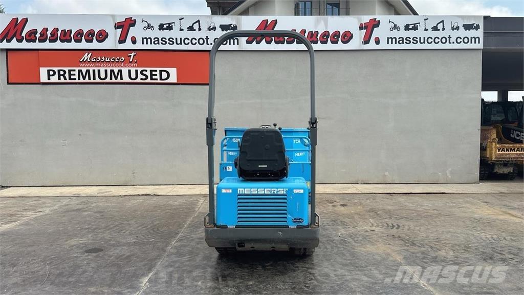 Messersì STC TC150D Мини-самосвалы