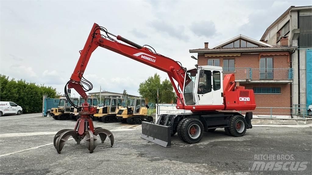 Minelli CM210 Колёсные экскаваторы