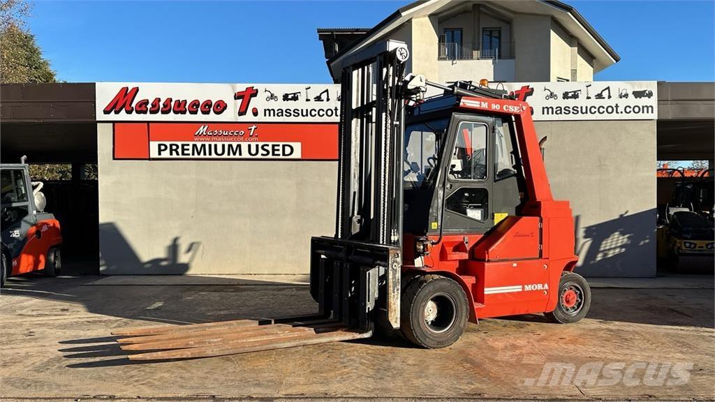 Mora M90 CSE Дизельные погрузчики