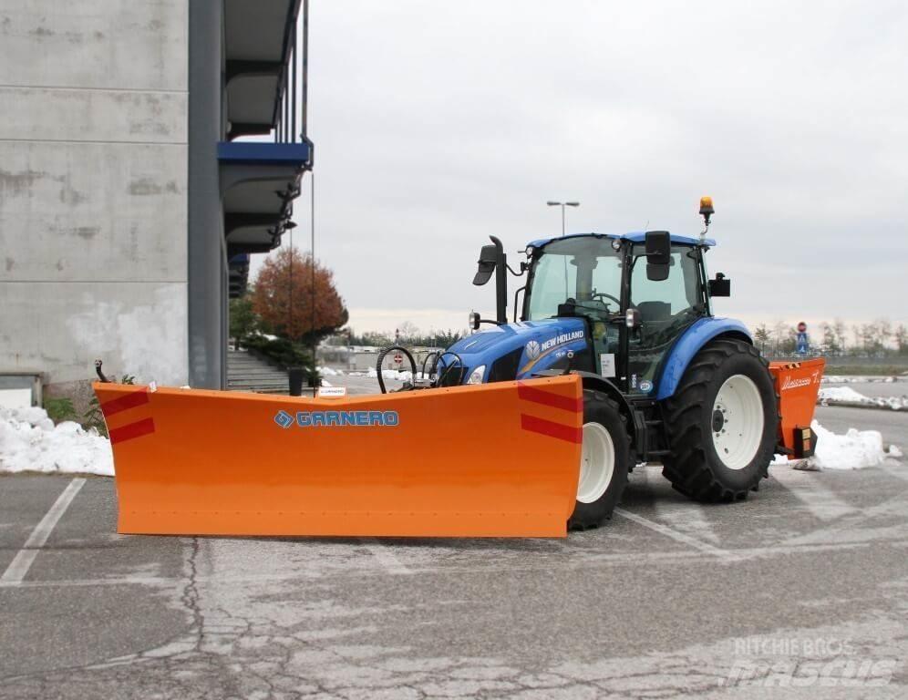 New Holland T5.115 Снежные отвалы и плуги