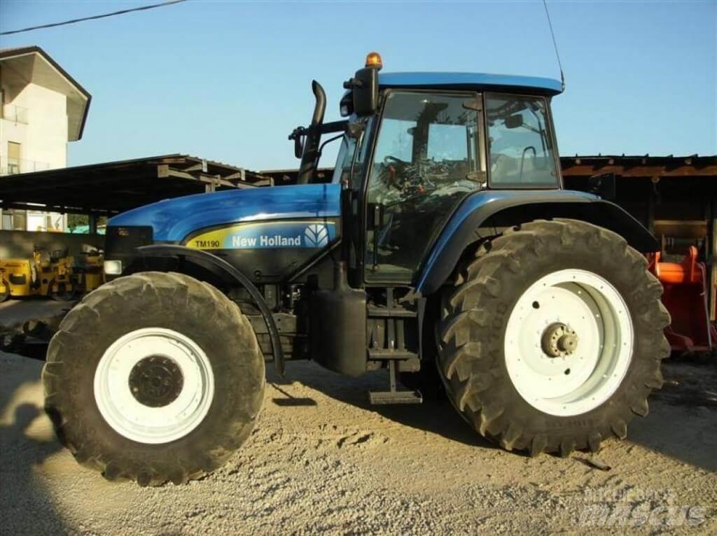 New Holland TM190 Снежные отвалы и плуги