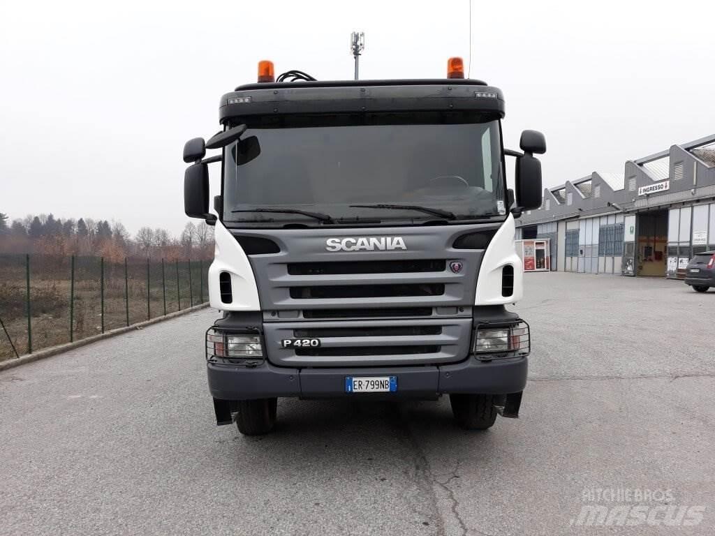 Scania P420 8X4 Специальные грузовики