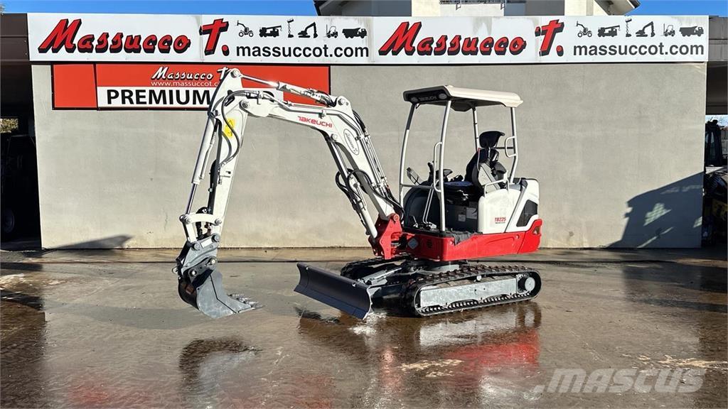 Takeuchi TB225 Мини-экскаваторы
