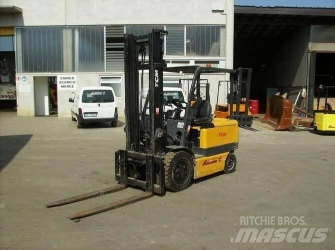 TCM VM400 FB30 Электропогрузчики