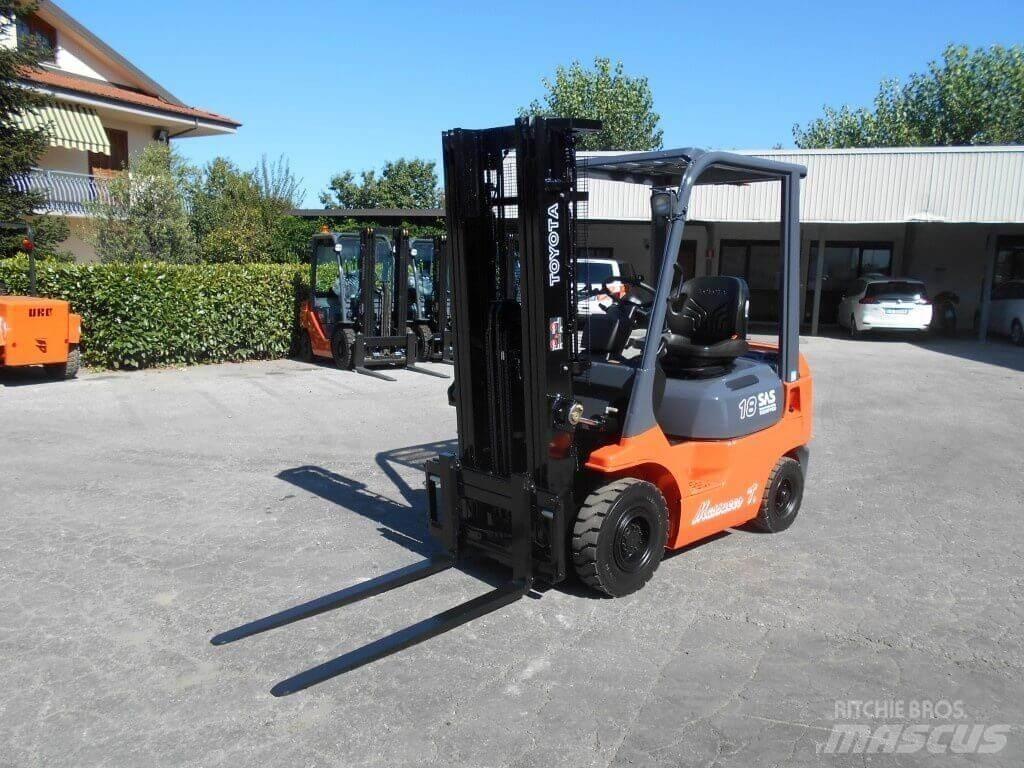 Toyota 02-7FDF18 Дизельные погрузчики