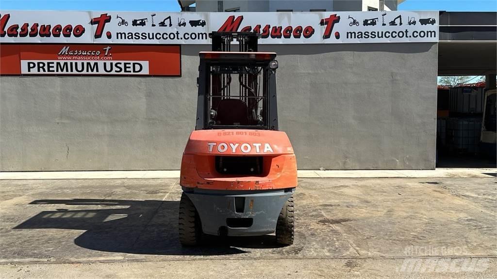 Toyota 42-7FDA50 Дизельные погрузчики