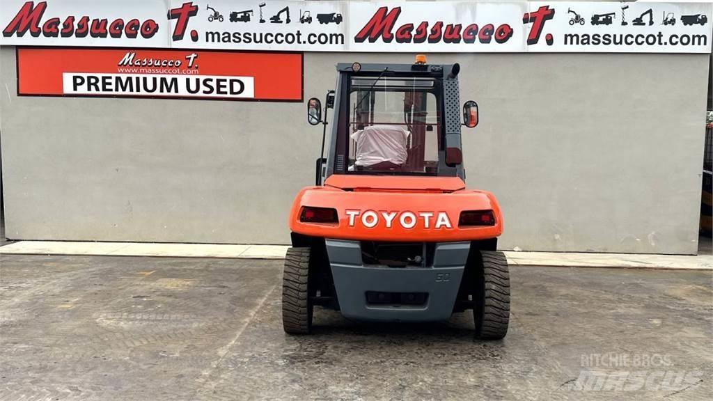 Toyota 50-5FD60 Дизельные погрузчики