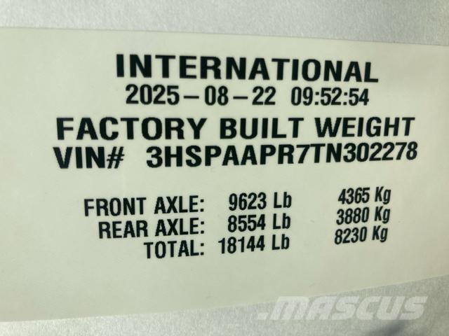 International HX Седельные тягачи