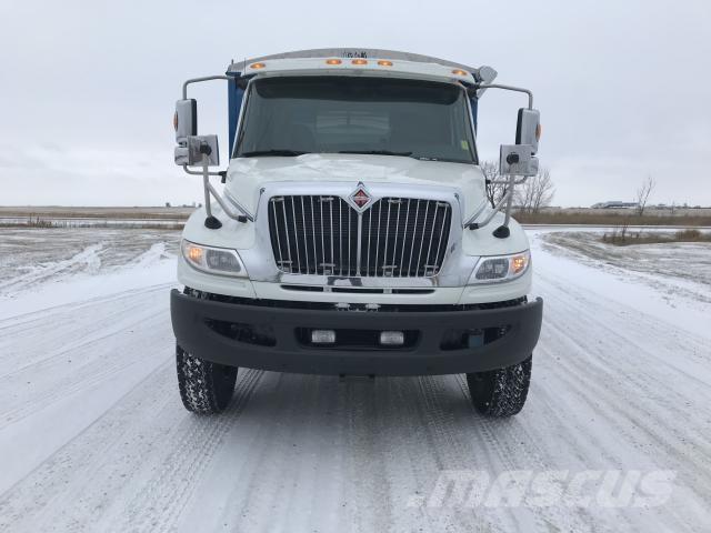 International MV зерновозы