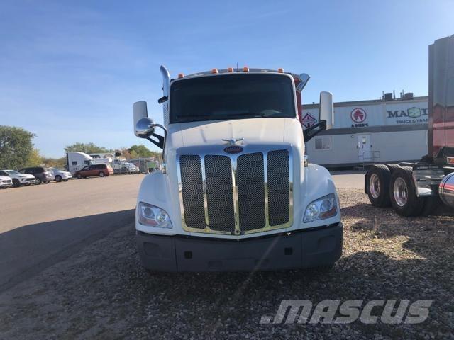 Peterbilt 567 зерновозы