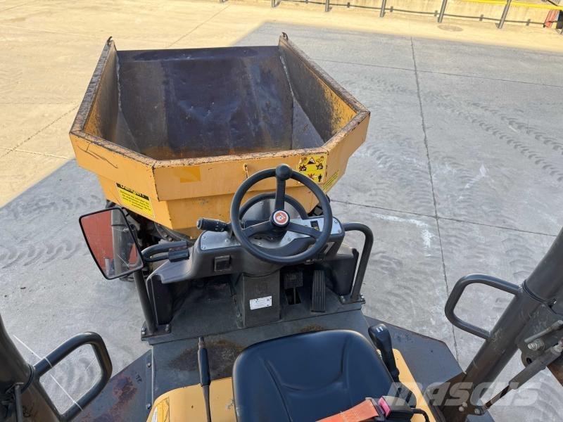 Ausa D 250 AHG Шарнирно-сочленённые самосвалы