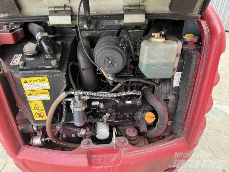 Takeuchi TB216 Мини-экскаваторы