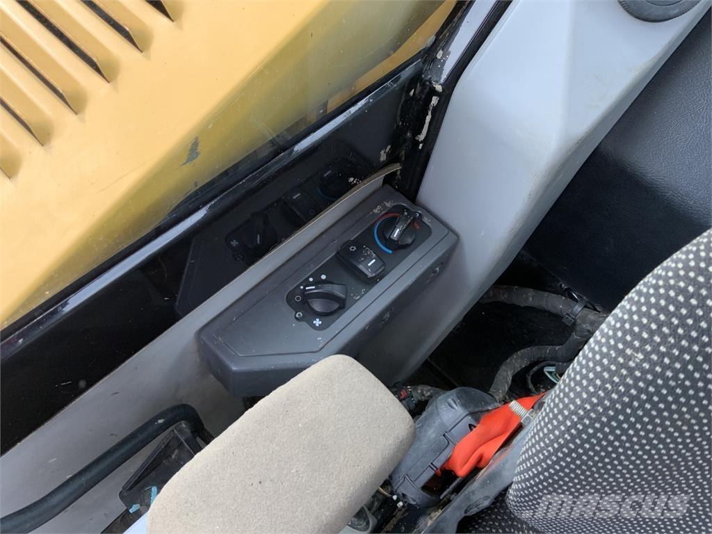 CAT 308E2 CR Digger Сельхозтехника - Другие