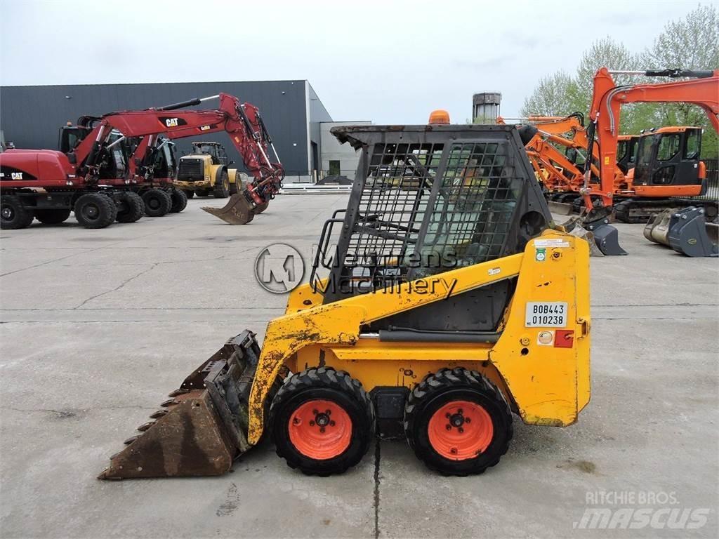 Bobcat S70 Фронтальные погрузчики