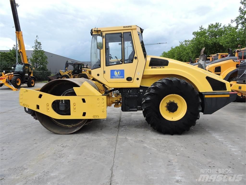 Bomag BW211D-4 Другие дорожные катки