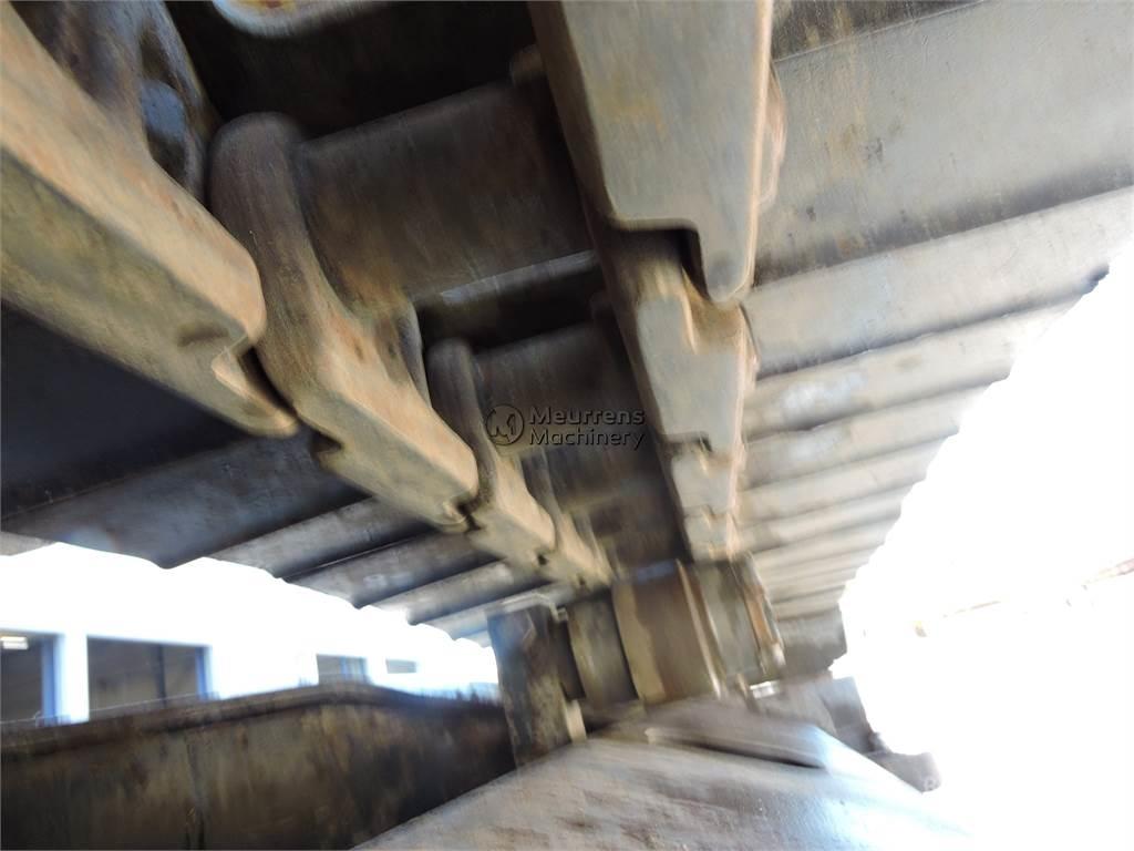 CAT 323D Гусеничные экскаваторы
