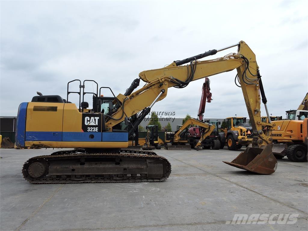 CAT 323EL Гусеничные экскаваторы
