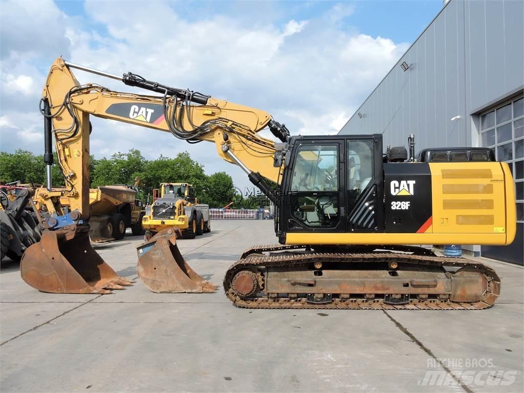 CAT 326F Гусеничные экскаваторы