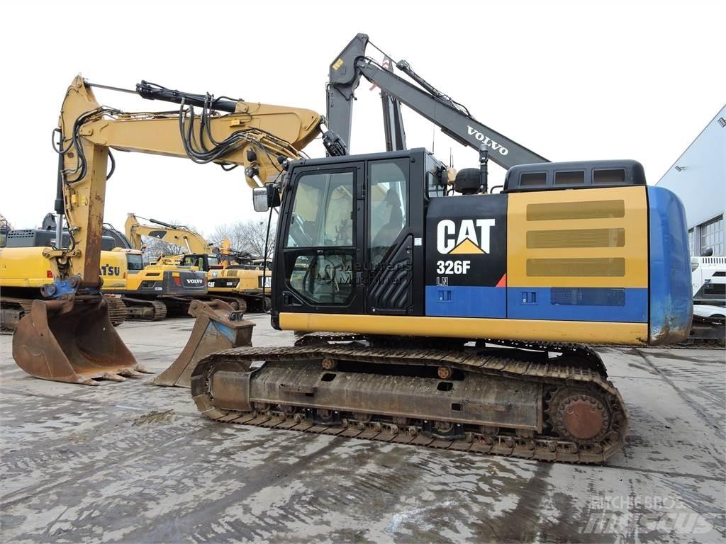 CAT 326F Гусеничные экскаваторы