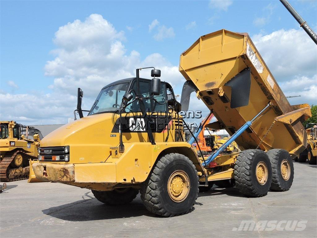CAT 730 Шарнирно-сочленённые самосвалы