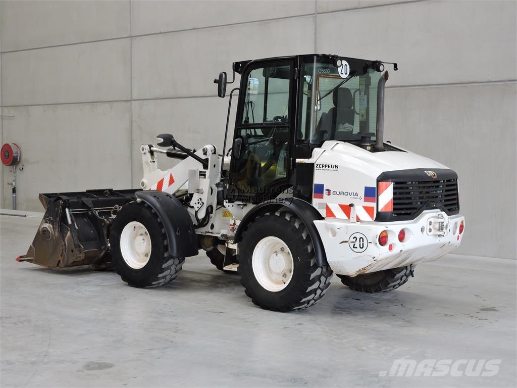 CAT 908M + FORK Фронтальные погрузчики