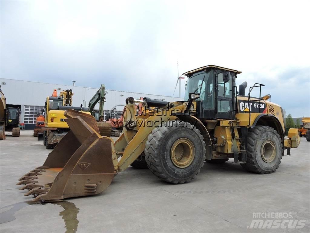 CAT 972M Фронтальные погрузчики