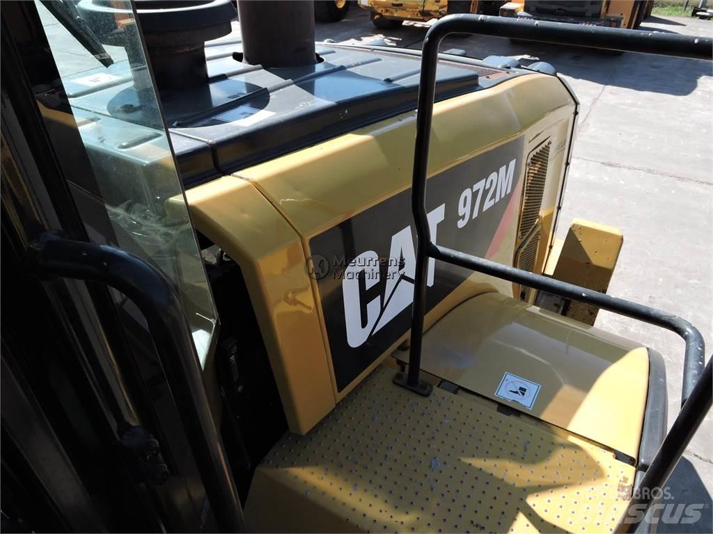 CAT 972M Фронтальные погрузчики