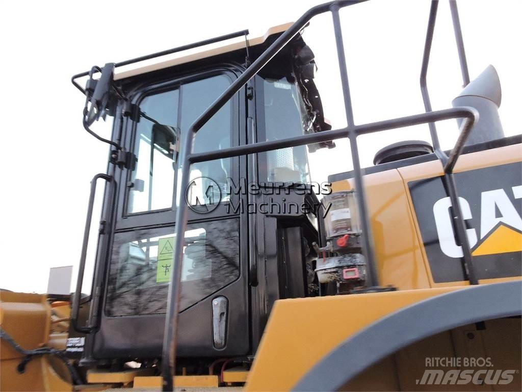 CAT 980M Фронтальные погрузчики