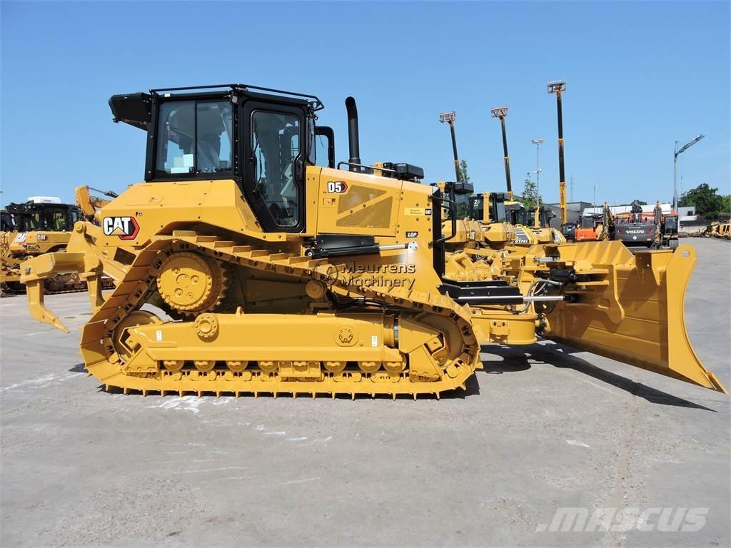CAT D5 New Бульдозеры