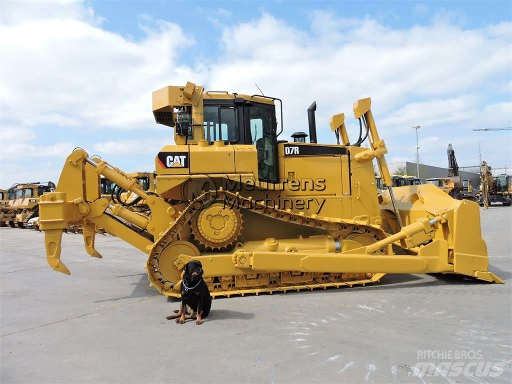 CAT D7R Бульдозеры