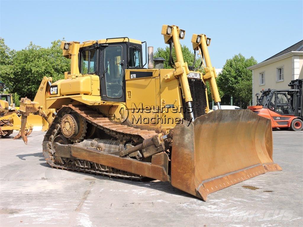 CAT D7R Бульдозеры