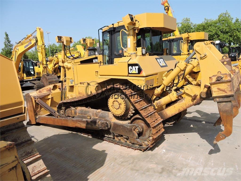 CAT D7R Бульдозеры