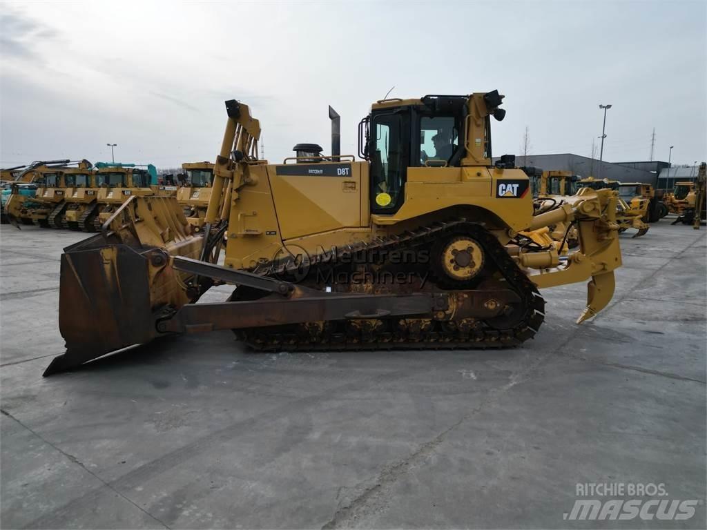 CAT D8T Бульдозеры