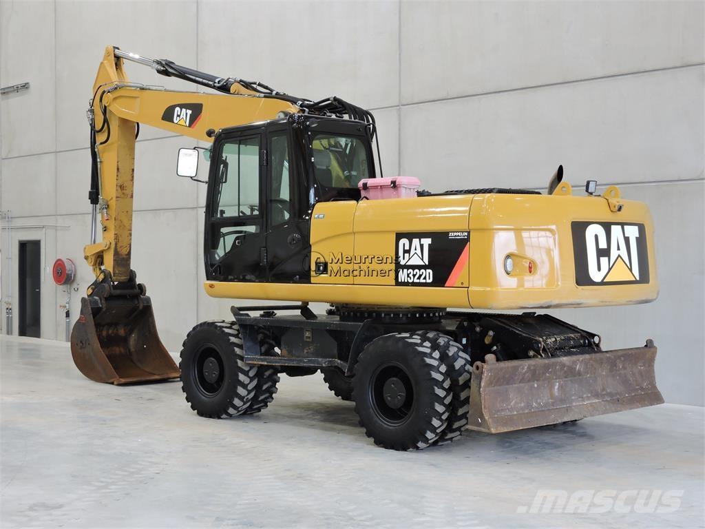 CAT M322D Колёсные экскаваторы