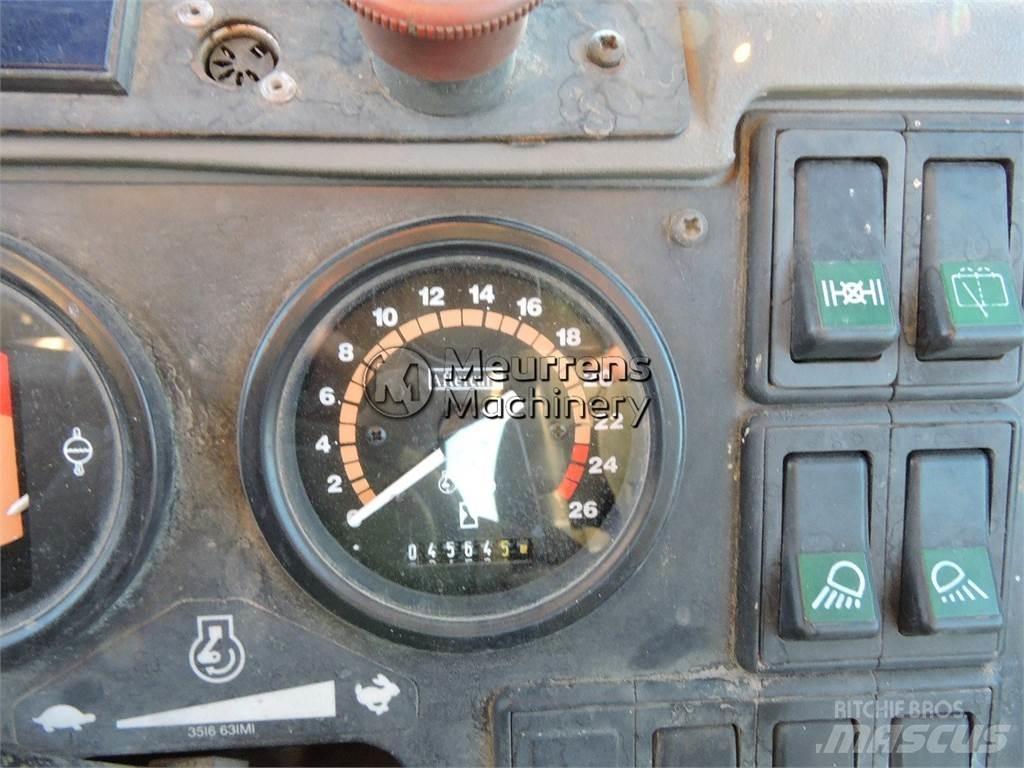 Fermec 965 Экскаваторы-погрузчики