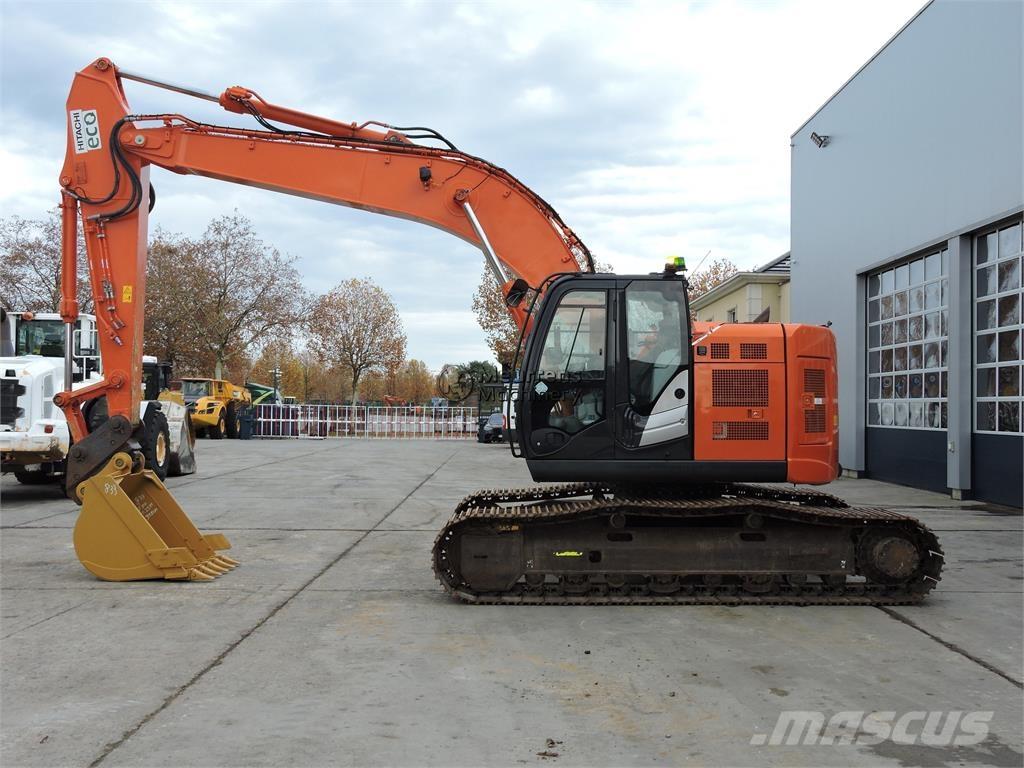 Hitachi ZX225 Гусеничные экскаваторы