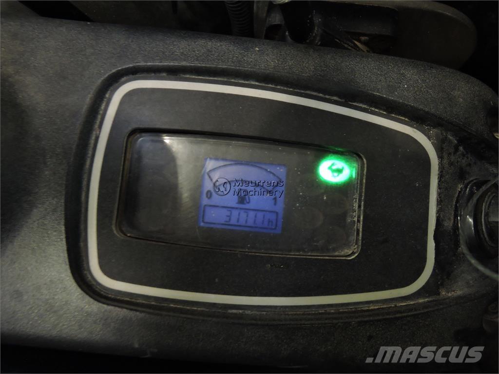 JCB 8035 Строительная техника - Другие