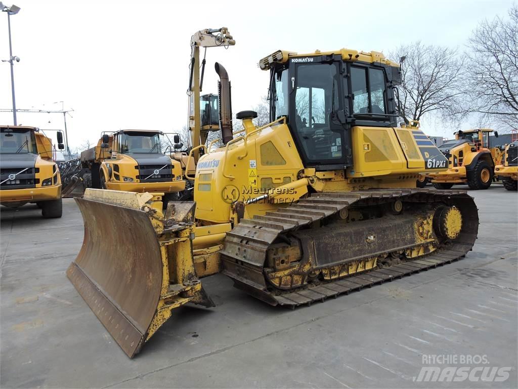 Komatsu D61PXi-23 Бульдозеры