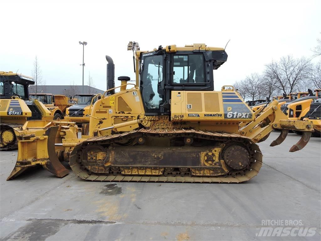 Komatsu D61PXi-24 Бульдозеры