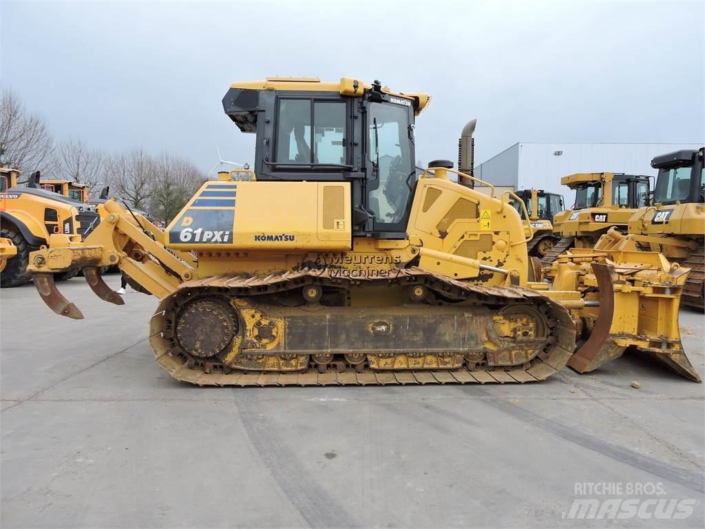 Komatsu D61PXi-24 Бульдозеры