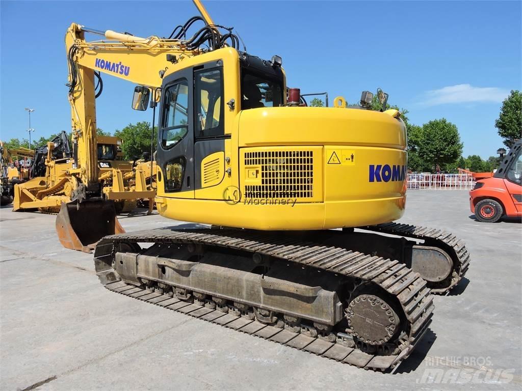 Komatsu PC228 Гусеничные экскаваторы